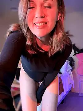 Freechat MaiseKnox on StripChat