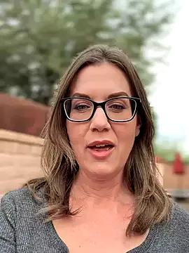 Freechat MaiseKnox on StripChat