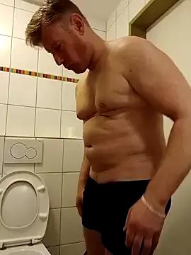 Freechat MArciQuarky on StripChat