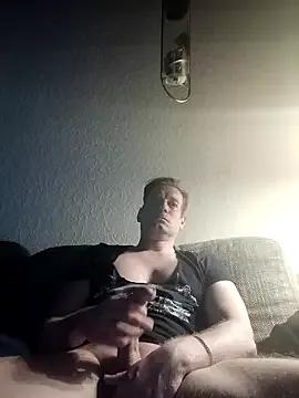 Freechat MArciQuarky on StripChat