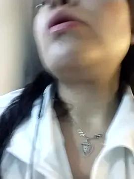 mariana_21x — jump dildo in public for 3 minutes