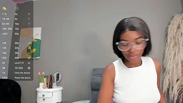 MarianRosse on StripChat