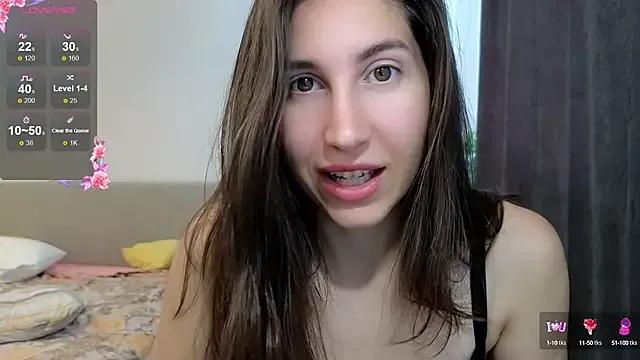 Freechat marrycolins on StripChat