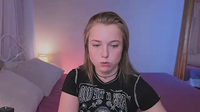 mary_ton on StripChat