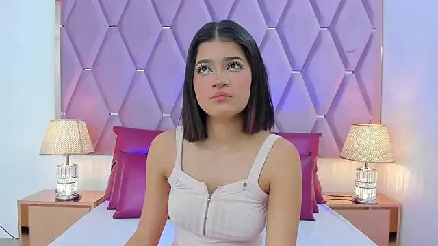 Freechat MaskedGirl_ on StripChat