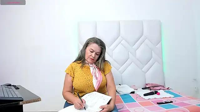 Freechat Mature_Hard on StripChat