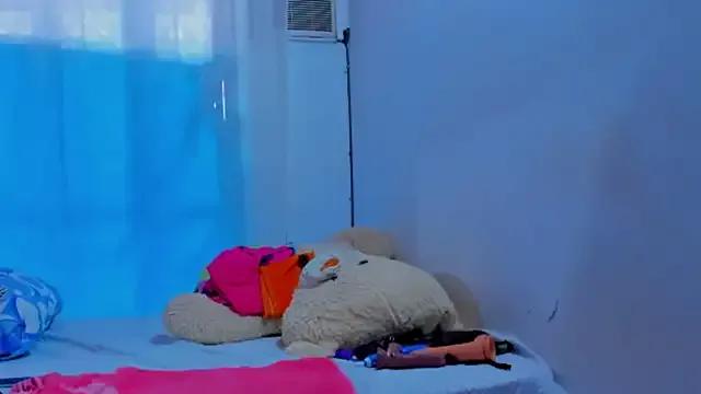 Freechat Maturealiciaray on StripChat