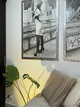 Freechat Mau_White on StripChat