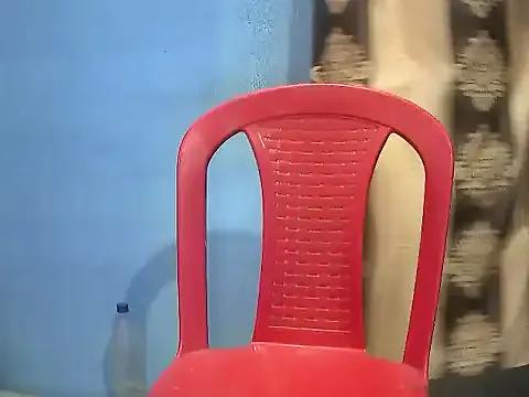 MAYA100 on StripChat