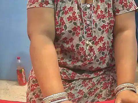 MAYA100 on StripChat