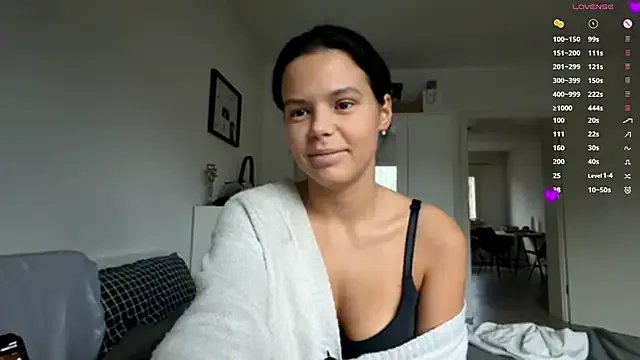 MaydaCornwall on StripChat