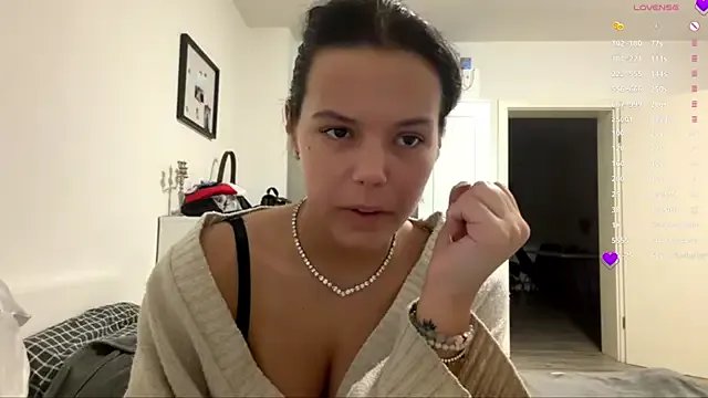 MaydaCornwall on StripChat