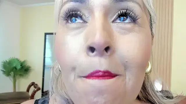 Freechat maylin_yung on StripChat