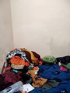 Freechat meenu_bhabhi547 on StripChat