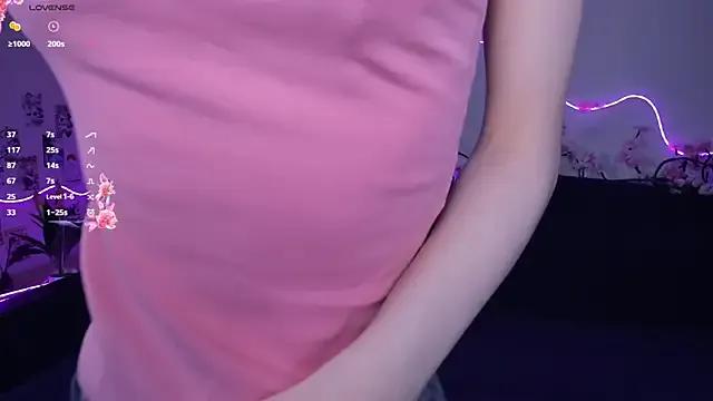 StripChat Megan--chan is Freechat Megan--chan — show ass