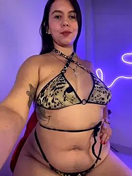 Megan_Roouse on StripChat