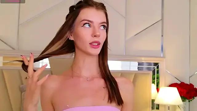 Freechat MeganMour on StripChat