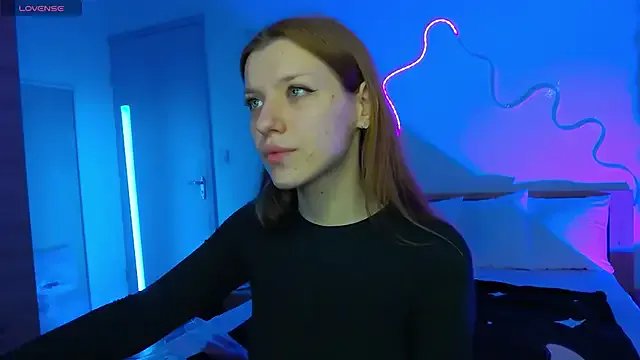 Freechat MeganNewCat on StripChat