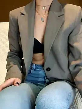 Melody87 — Love Me