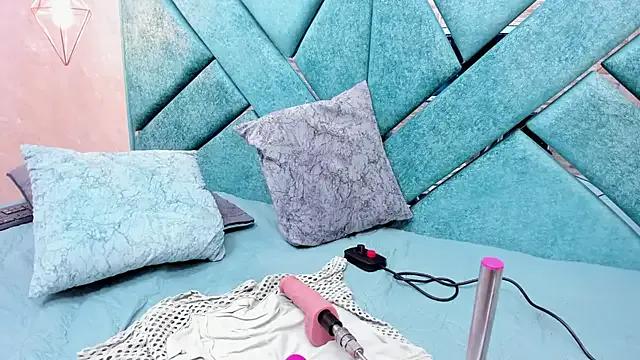 Freechat MELODY_FIRE_ on StripChat