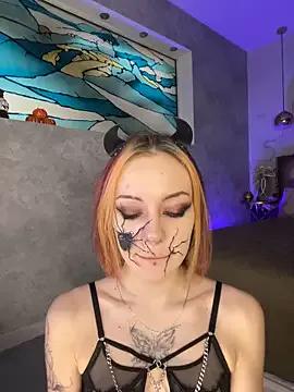 Freechat MeryWeaver on StripChat