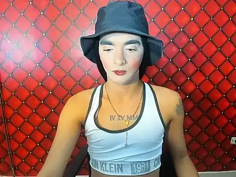 Freechat MIA_HOT23CM_S7S on StripChat