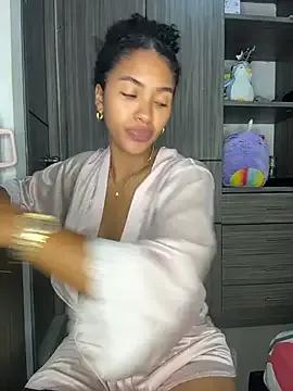 Private Mia_sweet80 on StripChat