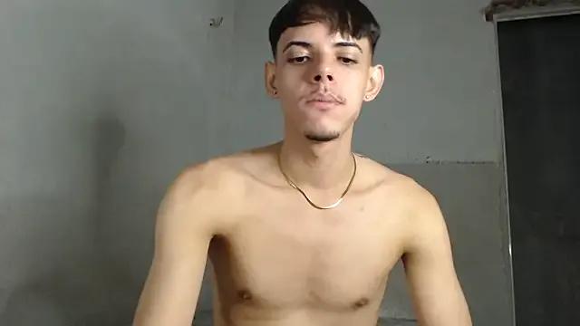 Freechat MicaelRian69 on StripChat