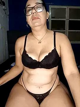 MilfTentasion on StripChat