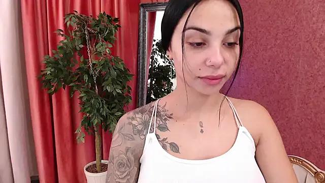 Avatar of MissJuliax