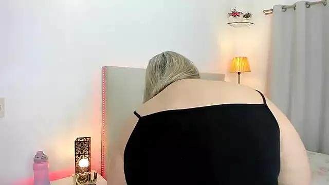 MissMaria on StripChat