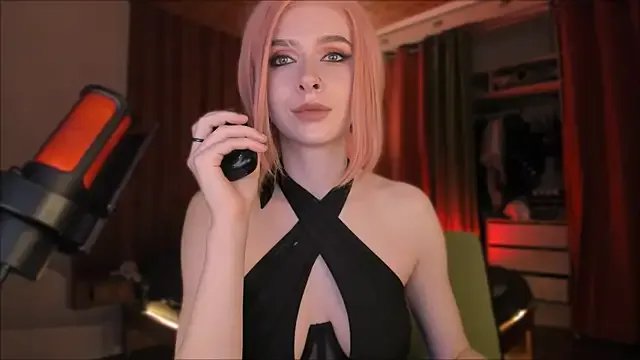 Freechat Mistress_Iris on StripChat