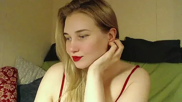 Freechat mmmPinUpGirl on StripChat