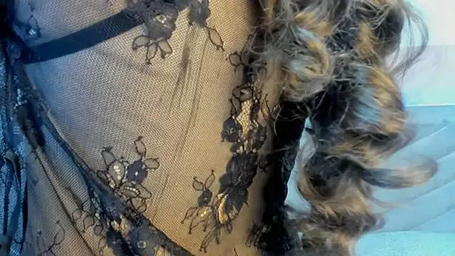 Freechat molly_zanderbond_ on StripChat