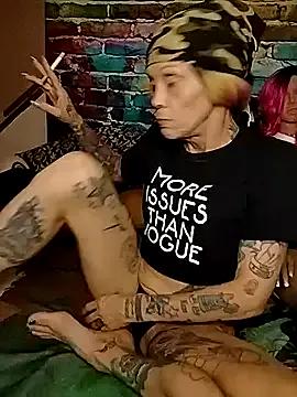 MommyMisfit on StripChat 