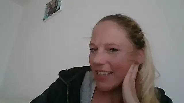 Private MoniqueLaFee on StripChat