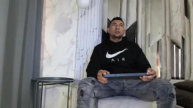 Freechat Morganandmegan on StripChat