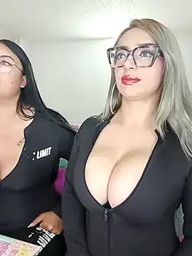 Freechat Nathahot69 on StripChat