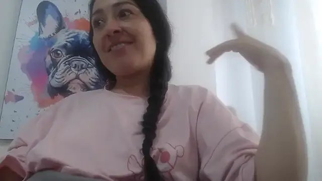 Freechat naughthyany16 on StripChat