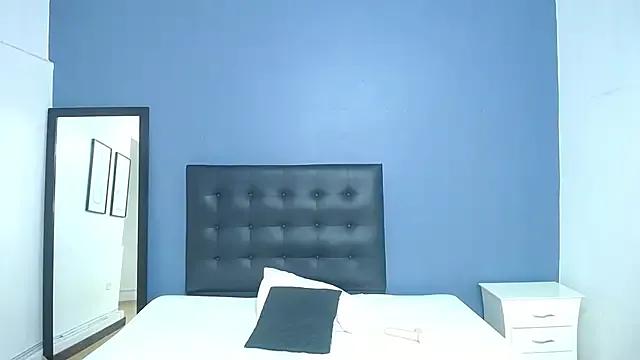 naughty_bigass_18 — oil show + dance