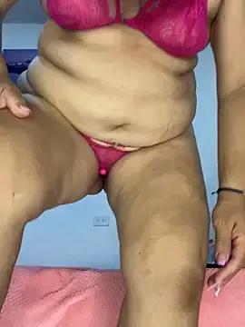 Freechat Naughty_mommy on StripChat