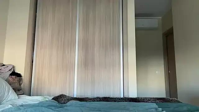 naughtyhollyxxxx — Top off