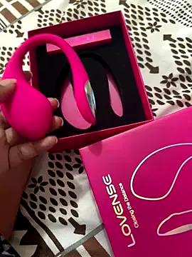 Freechat Neha18 on StripChat