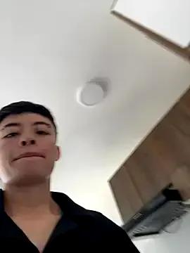 Freechat nico_18x on StripChat