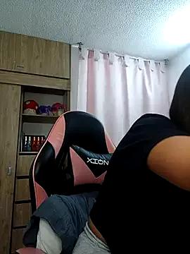 Freechat Oliviawatson1 on StripChat