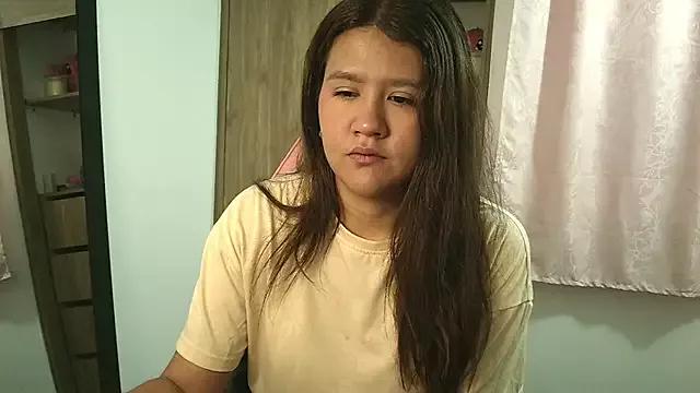 Freechat Oliviawatson1 on StripChat