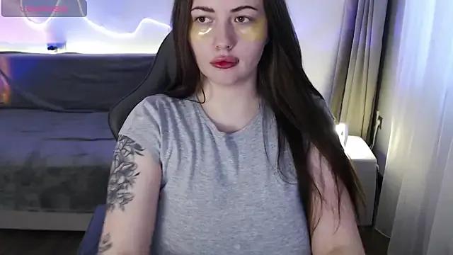 Ollie_James — flash boobs