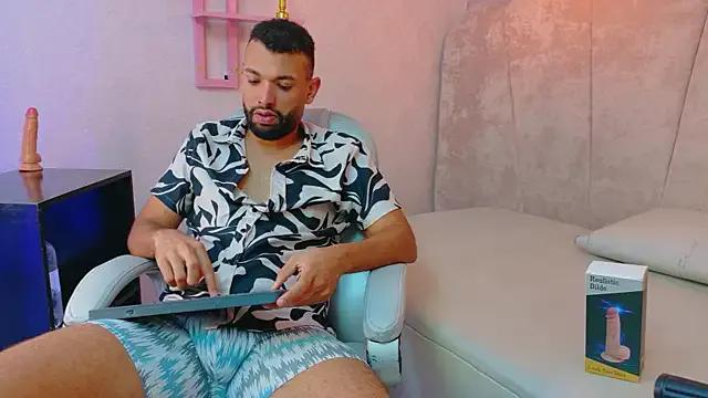 Freechat onlymen2025 on StripChat