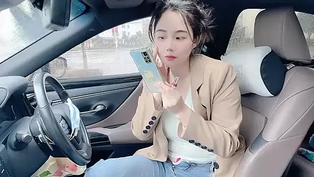 Freechat orla2021 on StripChat