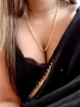 passionate_akanksha on StripChat